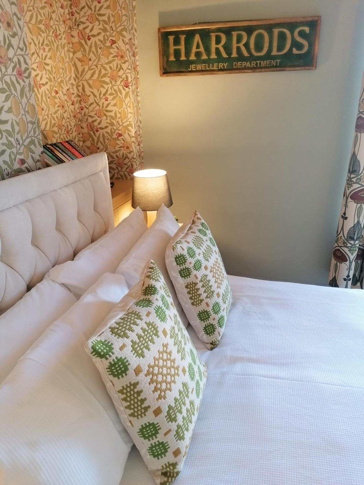 No. 30 Bed & Breakfast Aberdare Dış mekan fotoğraf